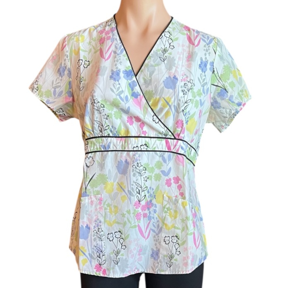 SB Scrubs Colorful Floral Women's Scrub Top GUC
